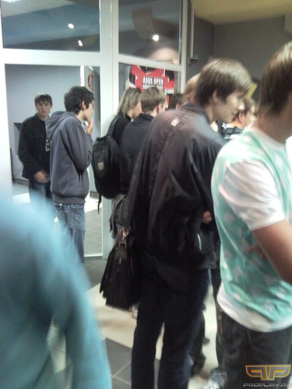 ����������